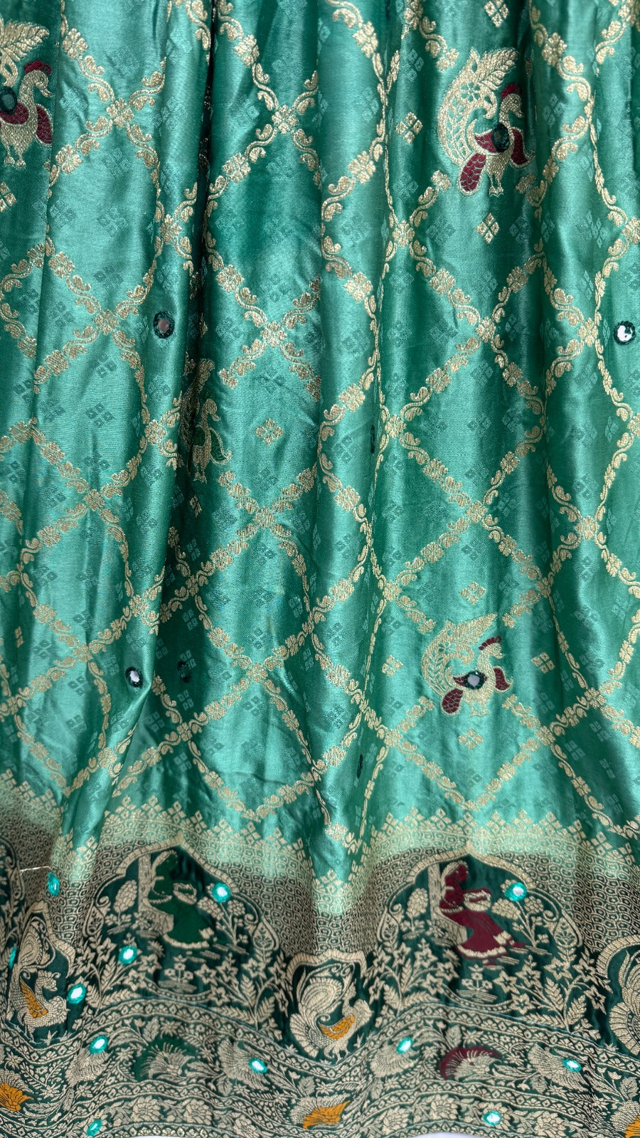 Regal Banarasi Silk Lehenga Set with Intricate Zari & Brocade Border – Timeless Festive Elegance